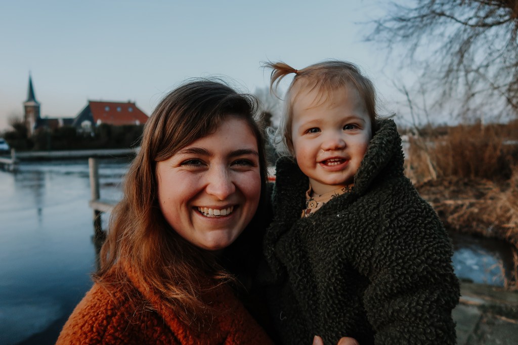 femke van kilsdonk van online opvoeden mama met ambitie